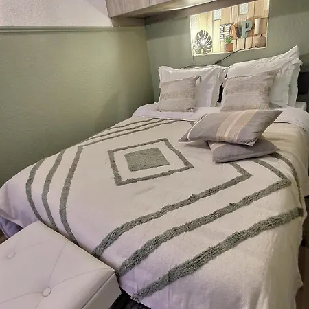 2 Pieces Cozy Avec Balcon