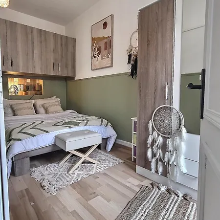 2 Pieces Cozy Avec Balcon 스트라스부르